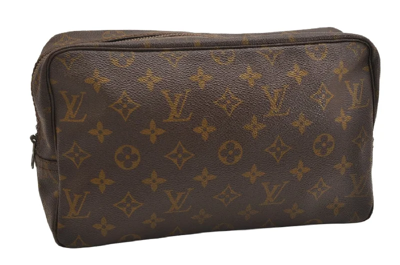 Auth Louis Vuitton Monogram Trousse Toilette 28 Clutch Hand Bag Old Model 1658K