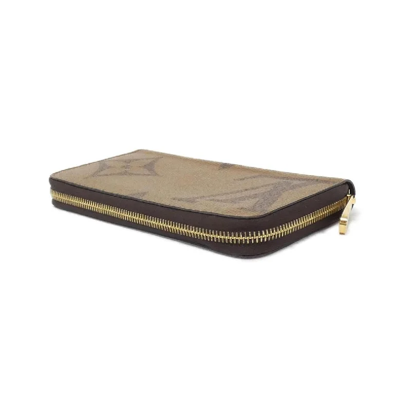 Louis Vuitton Monogram Giant Zippie Wallet M69353 Wallet