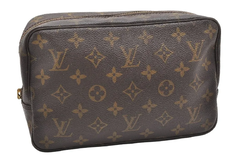 Auth Louis Vuitton Monogram Trousse Toilette 23 Clutch Bag M47524 Junk 2498K